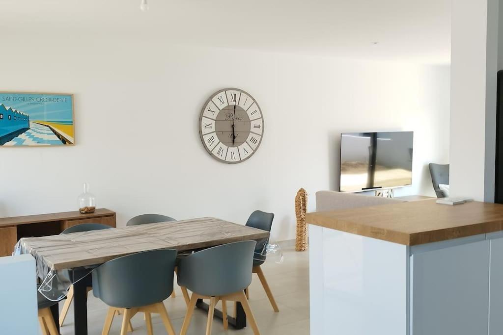 Holiday home Maison 3 Chbres 3 Etoiles St Gilles X De Vie Saint-Gilles-Croix-de-Vie
